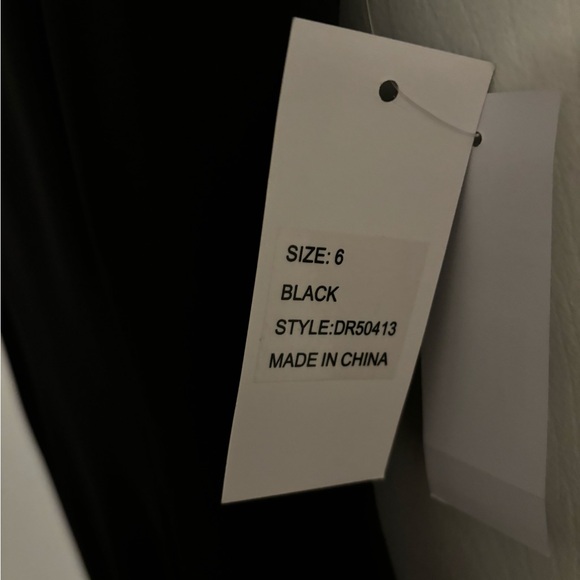 Donna Rico black sleeveless ruffle hem dress - Picture 9 of 9